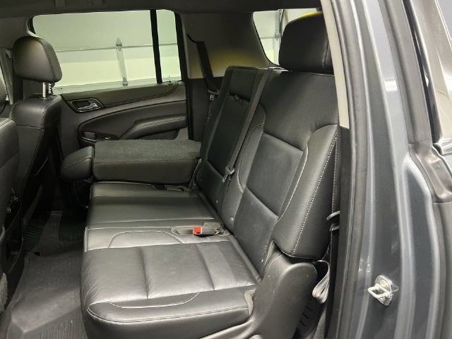 2019 Chevrolet Suburban LT - Photo 23