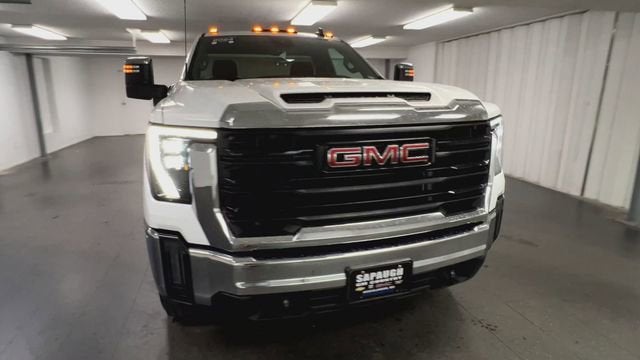 2024 GMC Sierra 2500 HD Pro