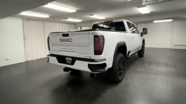 2025 GMC Sierra 2500 HD AT4