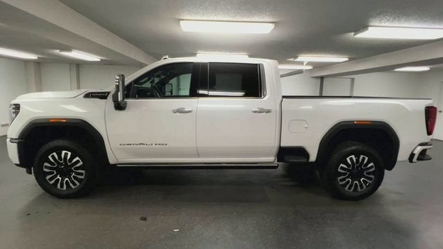 2025 GMC Sierra 3500 HD Denali Ultimate