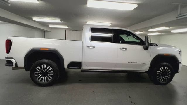 2025 GMC Sierra 3500 HD Denali Ultimate