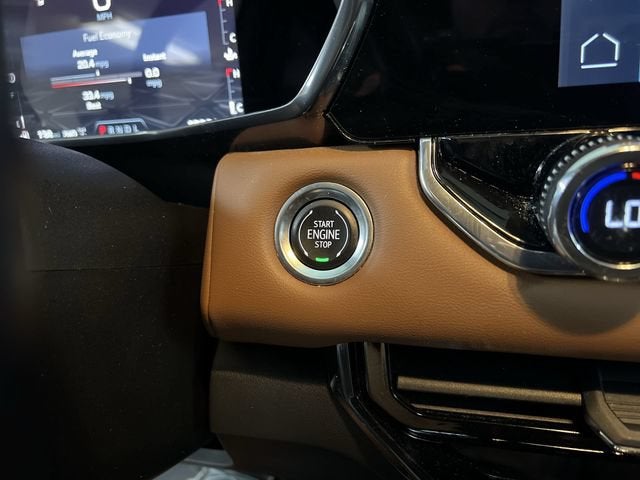 2023 GMC Canyon AT4