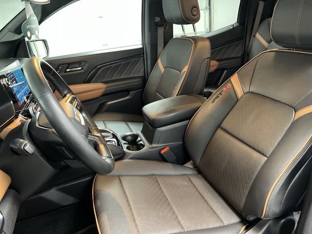 2023 GMC Canyon AT4
