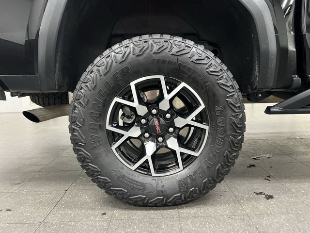2024 GMC Canyon AT4X