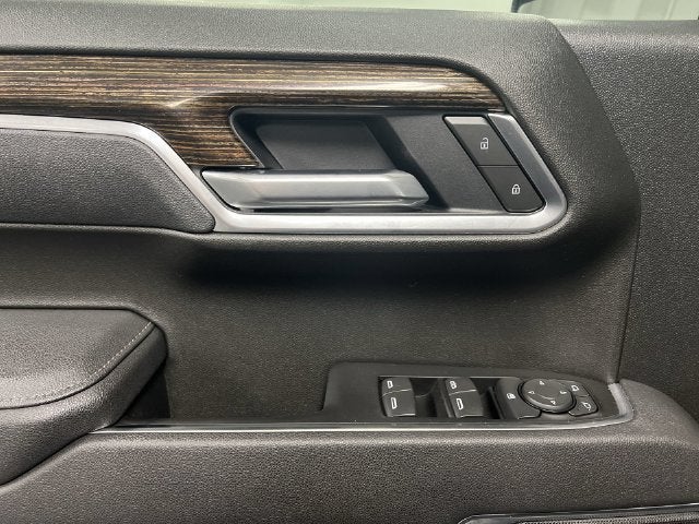 2025 GMC Sierra 1500 SLE