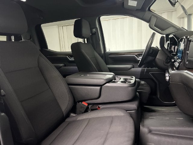 2025 GMC Sierra 1500 SLE