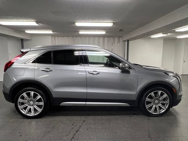2023 Cadillac XT4 AWD Premium Luxury