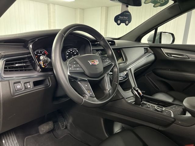 2022 Cadillac XT5 Luxury