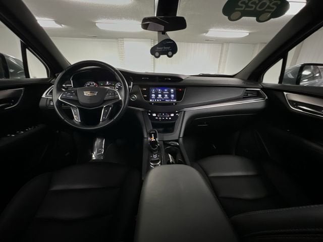 2022 Cadillac XT5 Luxury