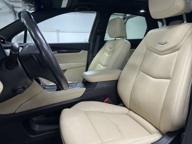 2019 Cadillac XT5 Luxury FWD