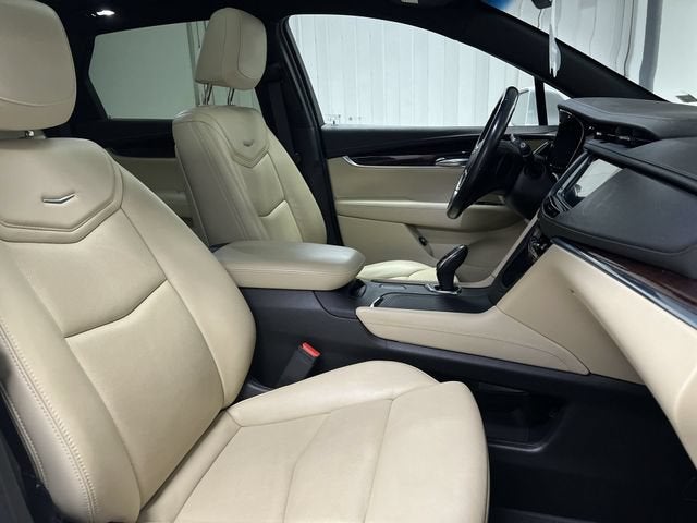 2019 Cadillac XT5 Luxury FWD