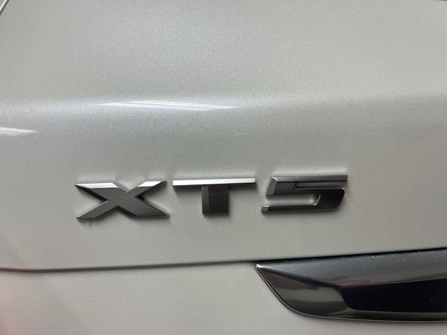 2019 Cadillac XT5 Luxury FWD