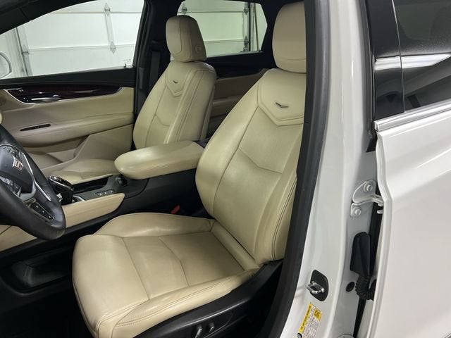 2018 Cadillac XT5 Luxury AWD