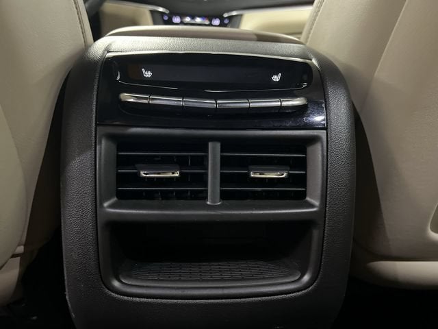 2018 Cadillac XT5 Luxury AWD