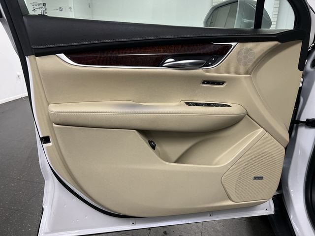 2018 Cadillac XT5 Luxury AWD