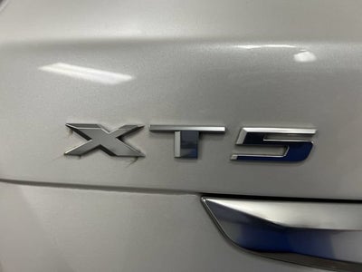 2018 Cadillac XT5 Luxury AWD