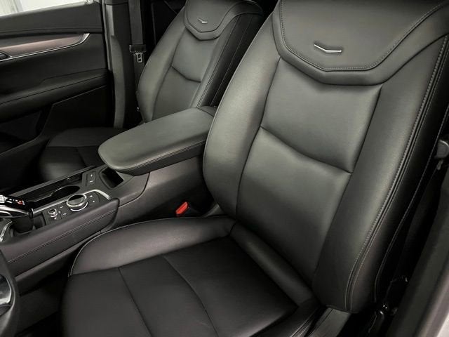 2024 Cadillac XT6 Luxury