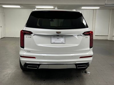 2025 Cadillac XT6 Premium Luxury