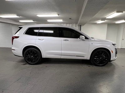 2025 Cadillac XT6 Premium Luxury