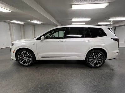 2025 Cadillac XT6 Sport