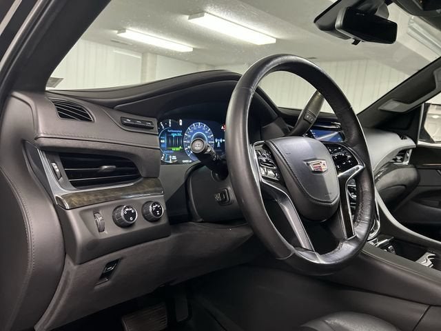 2020 Cadillac Escalade Platinum