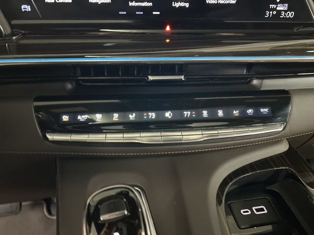 2023 Cadillac Escalade Sport