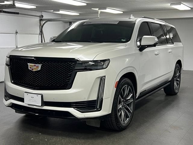 2022 Cadillac Escalade ESV Sport