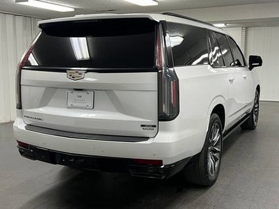 2022 Cadillac Escalade ESV Sport