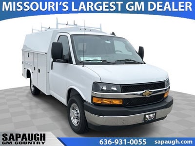 2025 Chevrolet Express Cutaway 3500 1WT