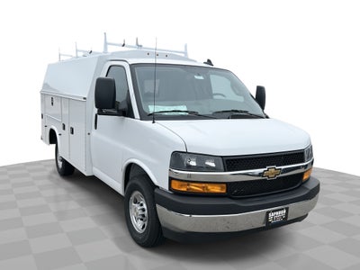 2025 Chevrolet Express Cutaway 3500 1WT