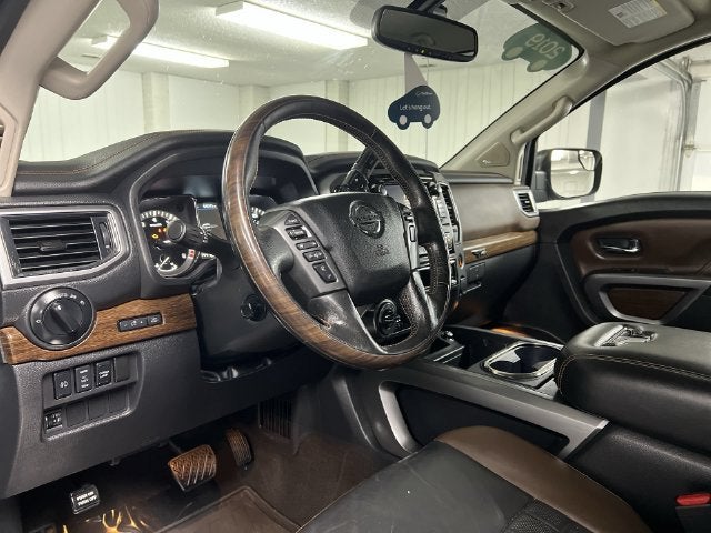 2019 Nissan TITAN Platinum Reserve