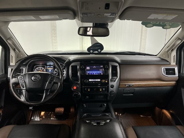 2019 Nissan TITAN Platinum Reserve