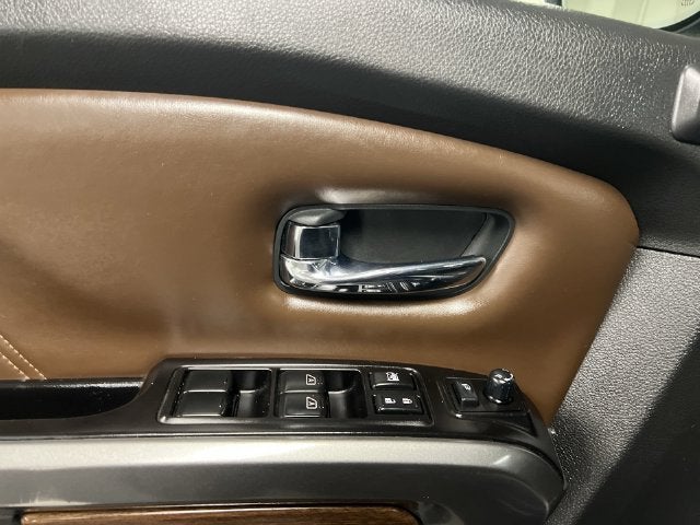 2019 Nissan TITAN Platinum Reserve