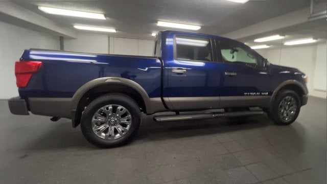 2019 Nissan TITAN Platinum Reserve