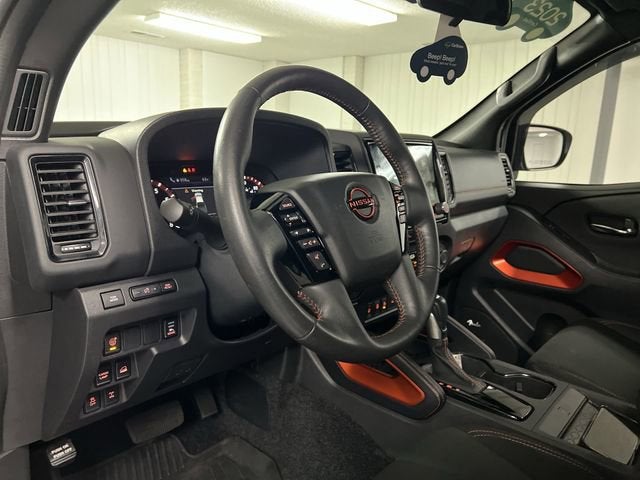 2023 Nissan Frontier Crew Cab PRO-4X 4x4