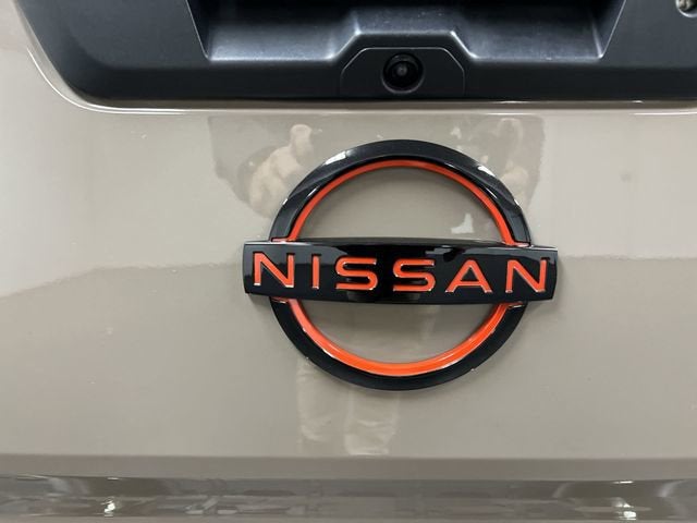 2023 Nissan Frontier Crew Cab PRO-4X 4x4