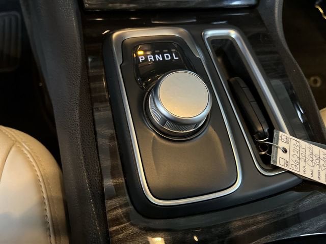 2015 Chrysler 300 Limited
