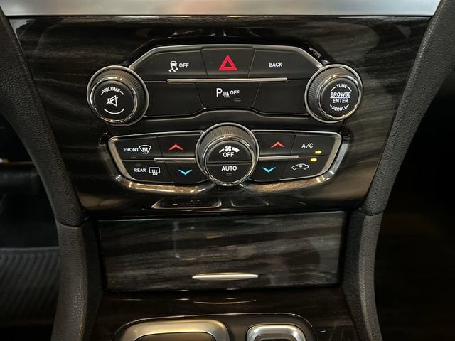 2015 Chrysler 300 Limited