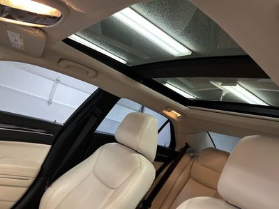 2015 Chrysler 300 Limited