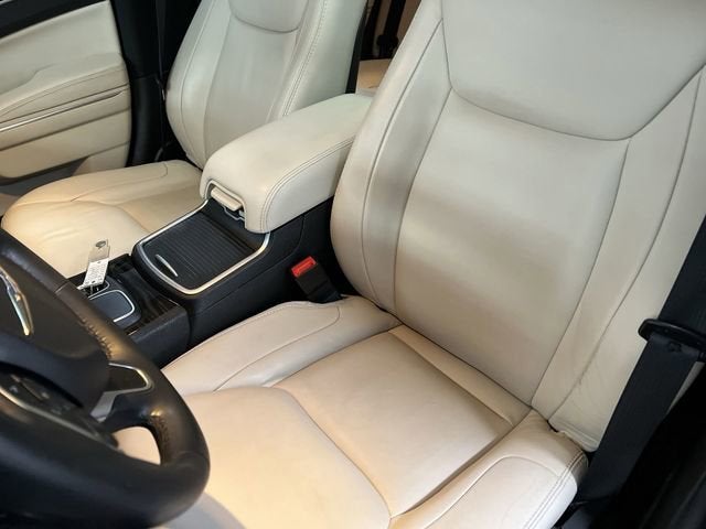 2015 Chrysler 300 Limited