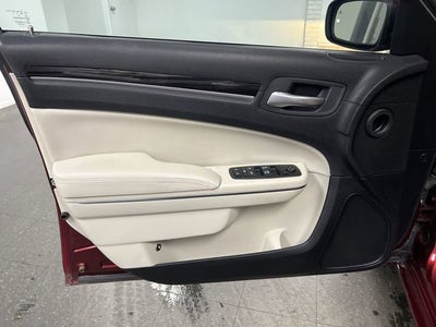 2015 Chrysler 300 Limited