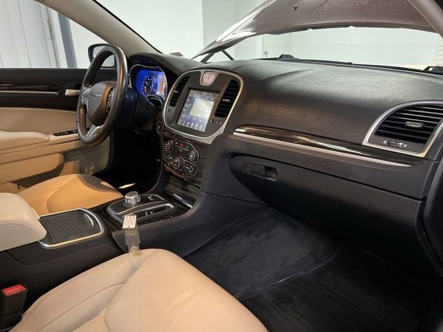 2015 Chrysler 300 Limited