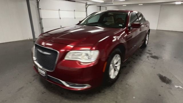 2015 Chrysler 300 Limited