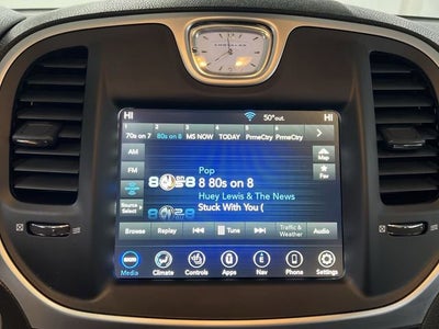 2023 Chrysler 300 Touring L