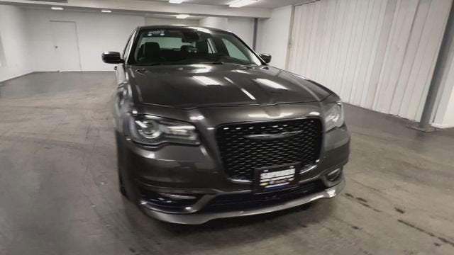 2023 Chrysler 300 Touring L