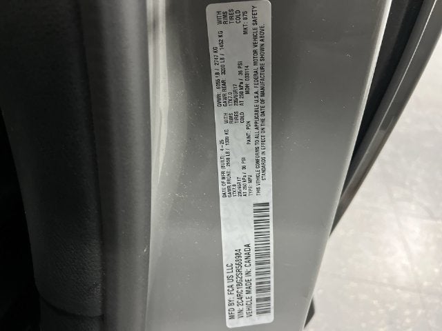 2025 Chrysler Pacifica Select
