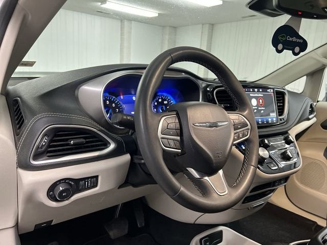 2023 Chrysler Pacifica Touring L AWD