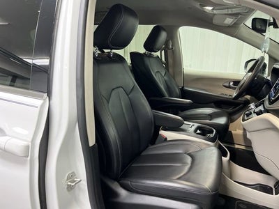 2023 Chrysler Pacifica Touring L AWD