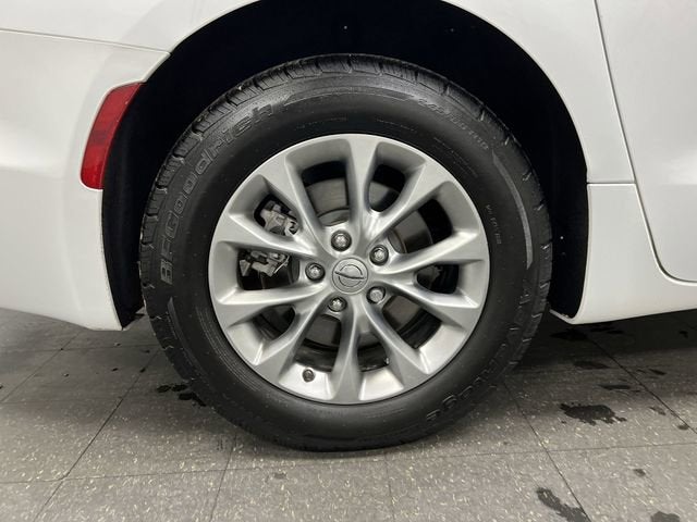 2023 Chrysler Pacifica Touring L AWD