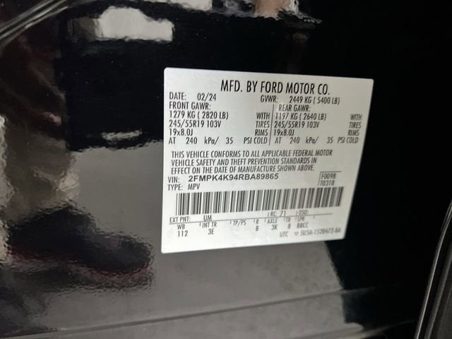 2024 Ford Edge Titanium